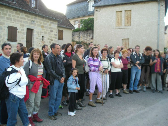 70 randonneurs au départ Place de la Barbacane